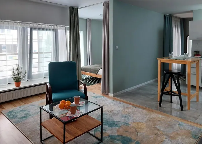 Apartment Metro Dzialdowska - Spacious Warsaw