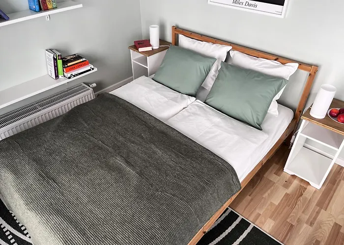 Metro Dzialdowska - Spacious * Warsaw