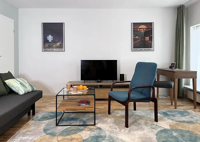 Metro Dzialdowska - Spacious Apartment