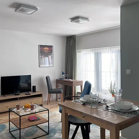 Apartmán Metro Dzialdowska - Spacious *