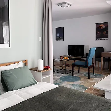 Metro Dzialdowska - Spacious Apartmán *