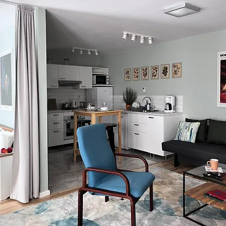 Metro Dzialdowska - Spacious Apartmán Varšava