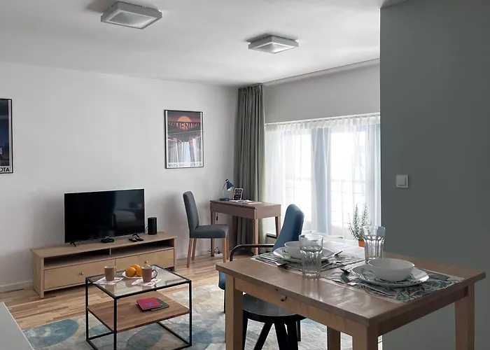 Lejlighed Metro Dzialdowska - Spacious *