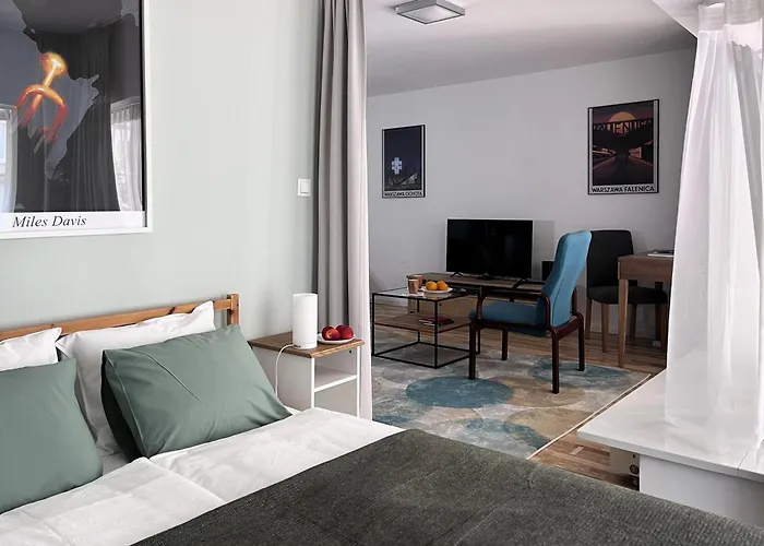 Metro Dzialdowska - Spacious Lejlighed *