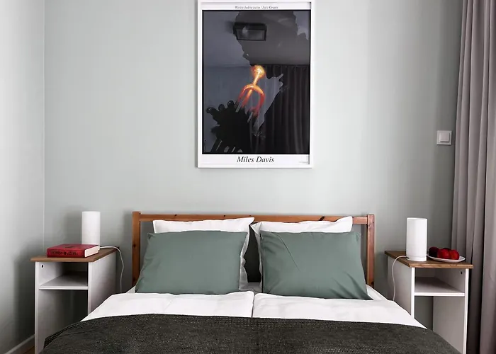 Metro Dzialdowska - Spacious Lejlighed