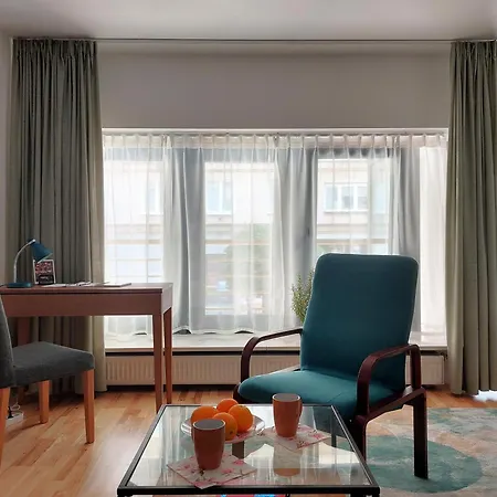 Metro Dzialdowska - Spacious Апартаменты
